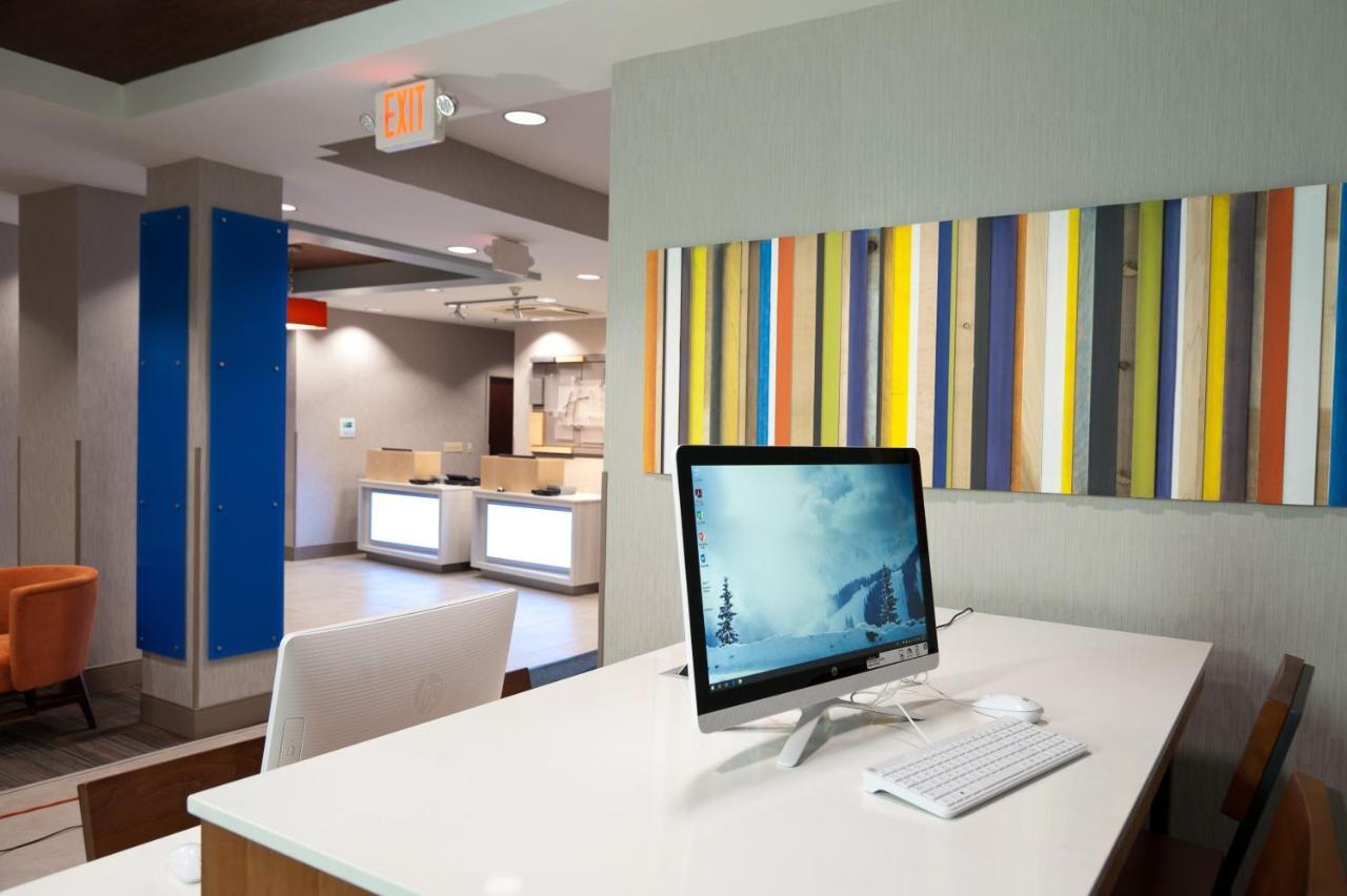 Holiday Inn Express Hotel & Suites Scott-Lafayette West By Ihg Exterior photo